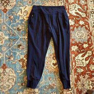 Like new Athleta joggers Navy Large